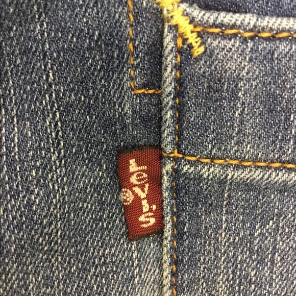 Levi’s - Picture 3 of 4